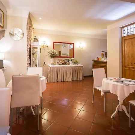 Hotel Lieto Asís